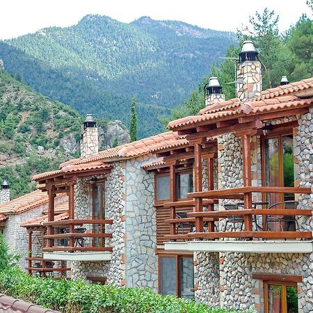 Oneiro Resort 카토 차클로로우 외부 사진