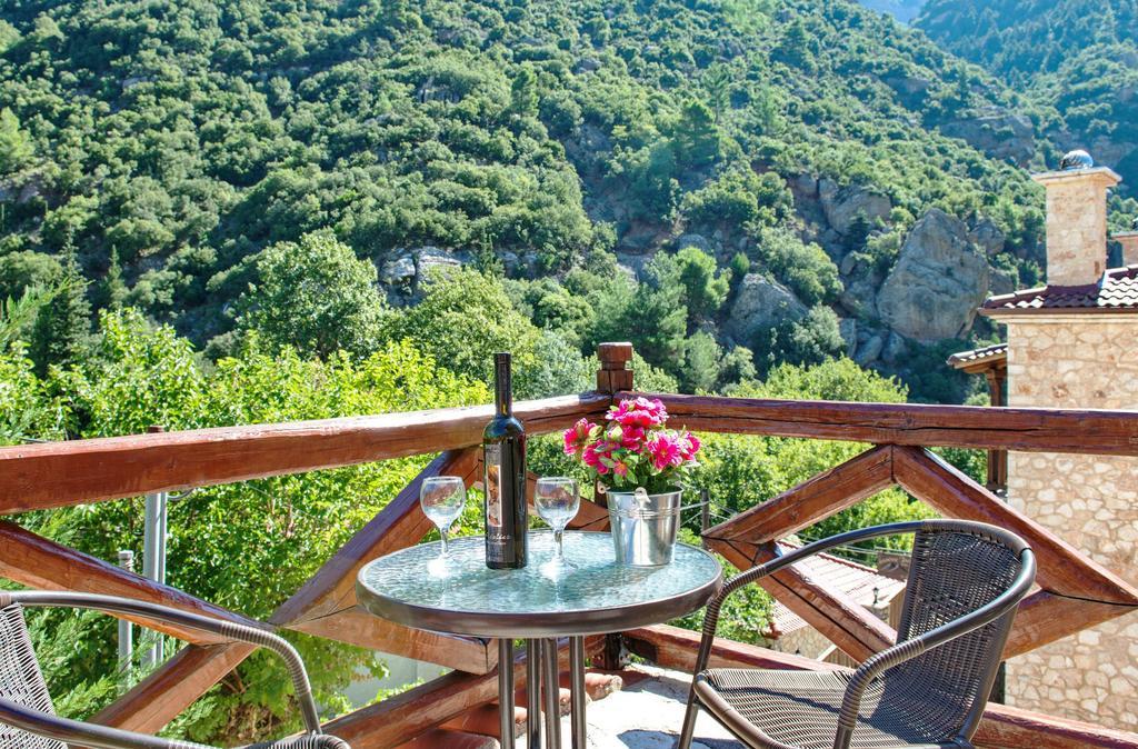 Oneiro Resort 카토 차클로로우 외부 사진