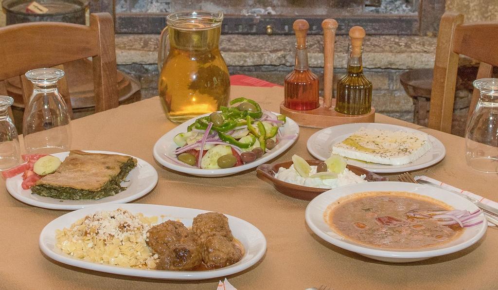 Oneiro Resort 카토 차클로로우 외부 사진